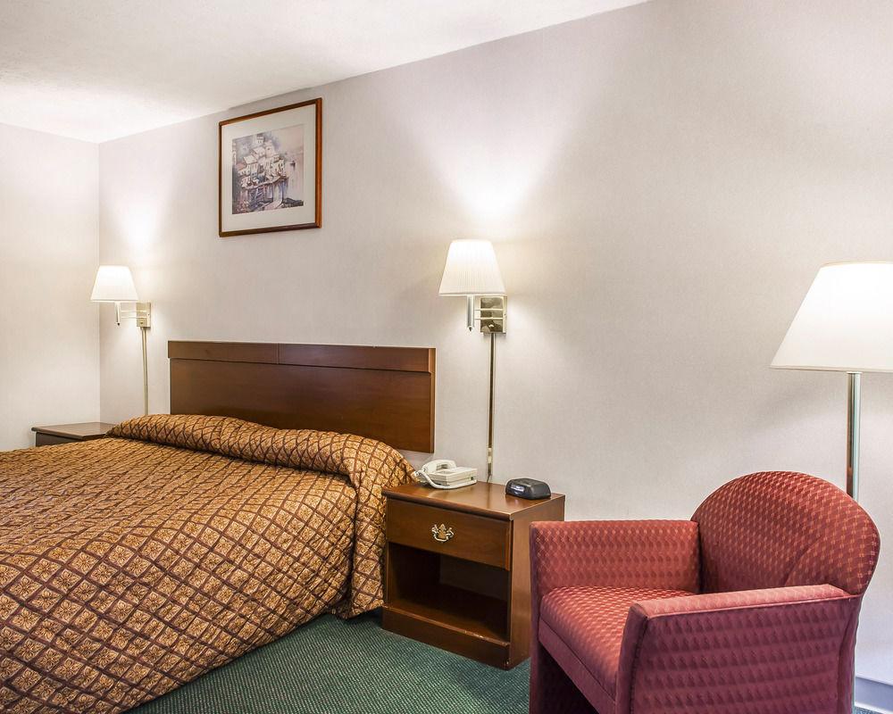 Red Roof Inn Walton - Richwood Extérieur photo