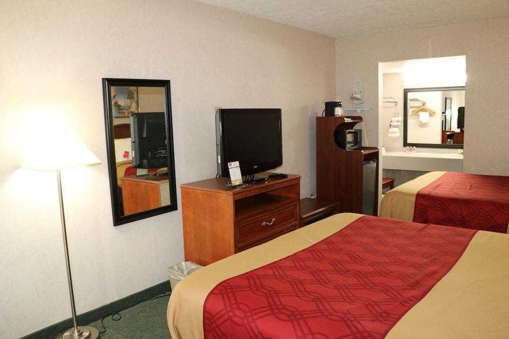 Red Roof Inn Walton - Richwood Extérieur photo