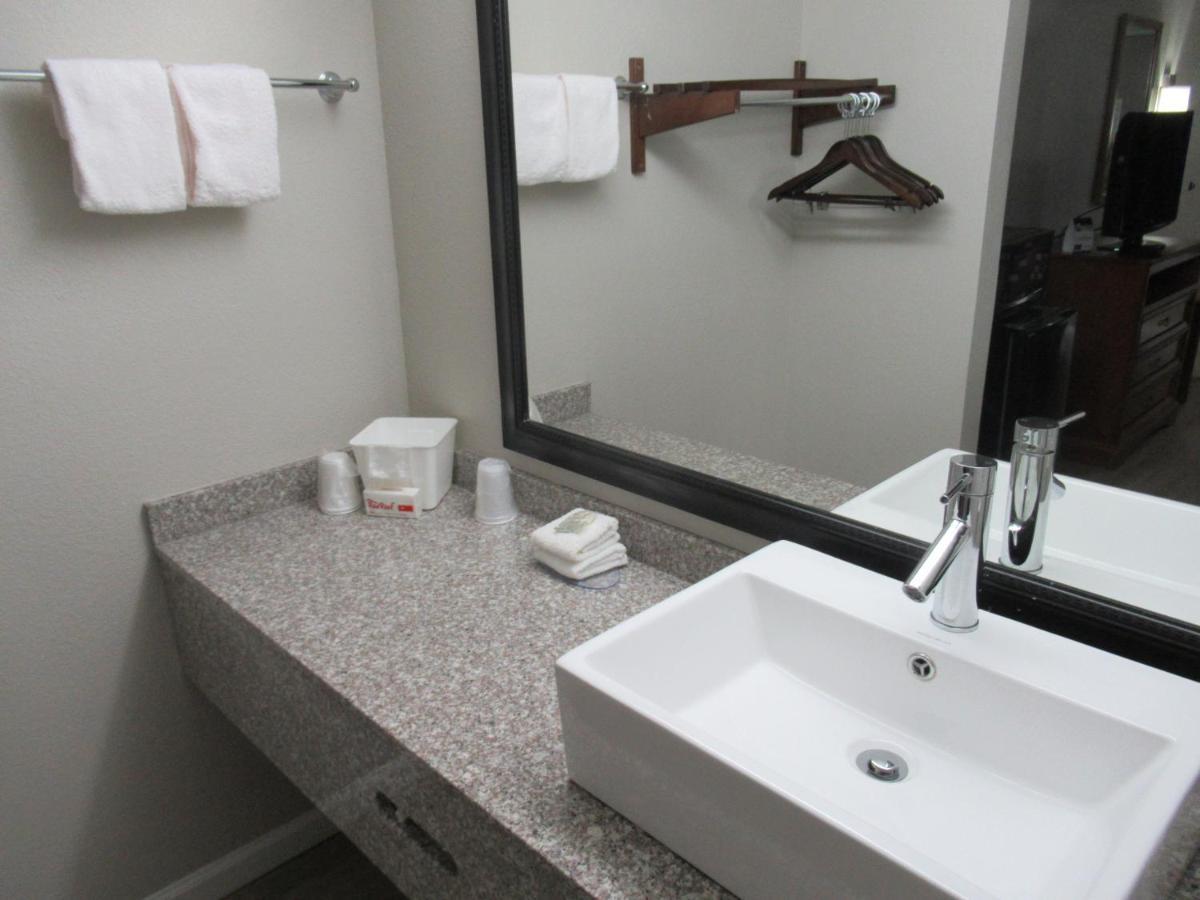 Red Roof Inn Walton - Richwood Extérieur photo