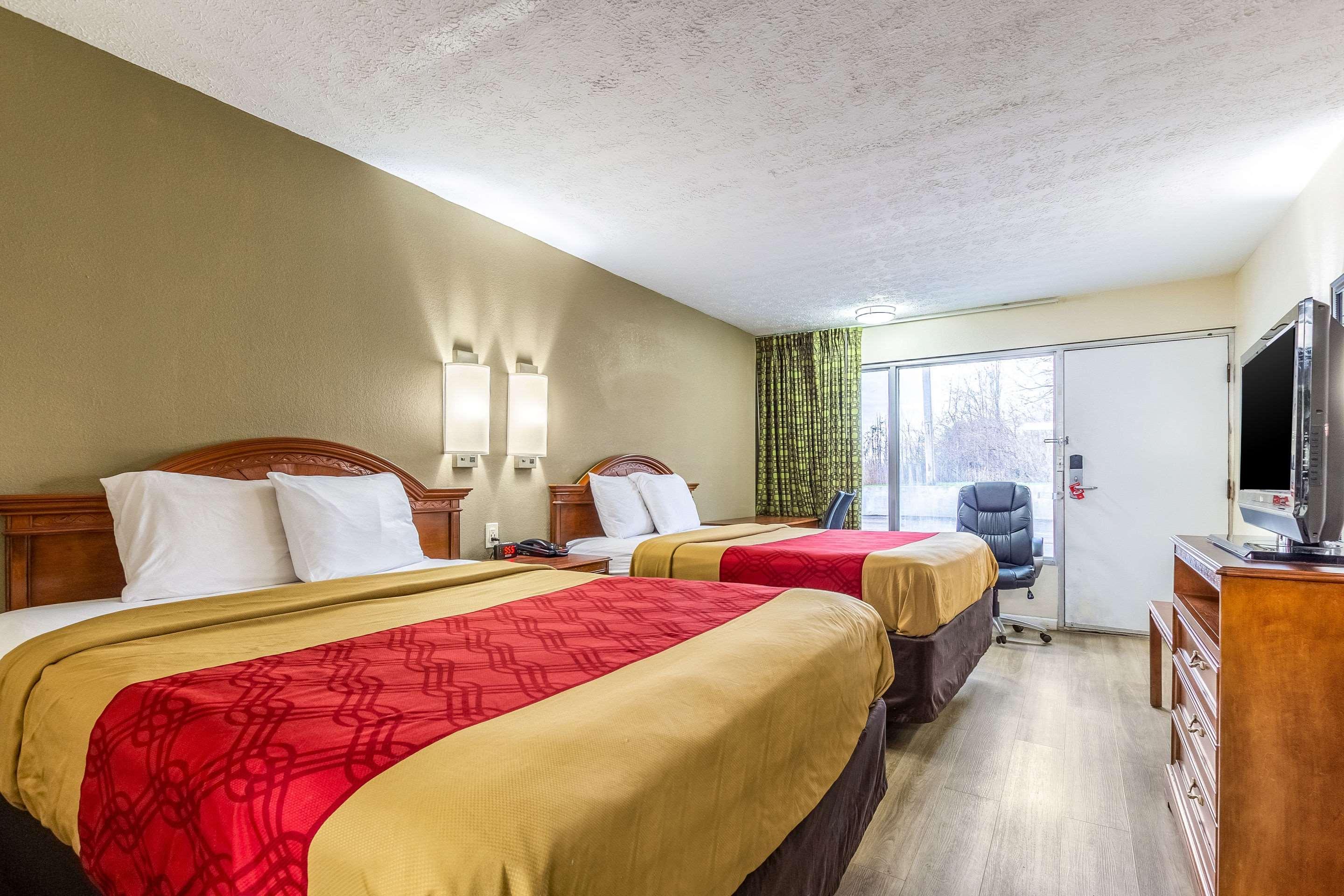 Red Roof Inn Walton - Richwood Extérieur photo